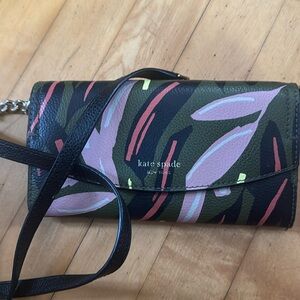 Almost brand new Kate spade purse